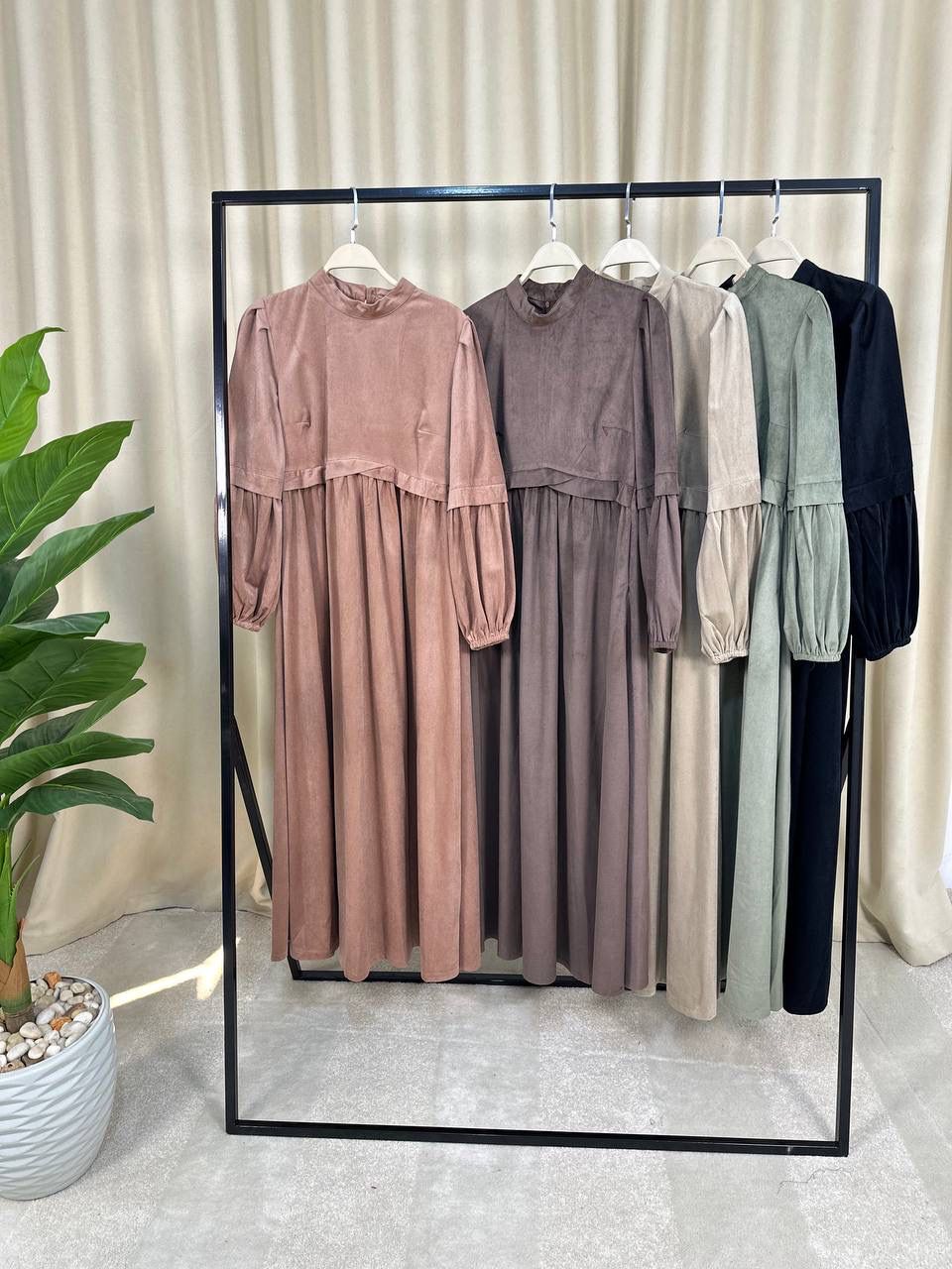 Ruya Velvet Dress