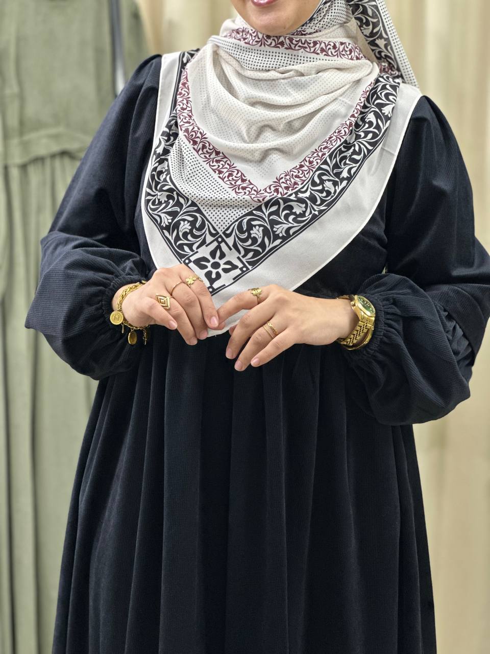 Ruya Velvet Dress