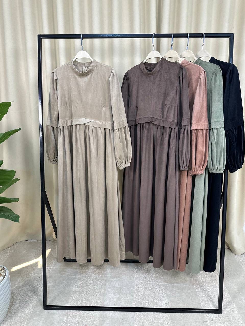 Ruya Velvet Dress