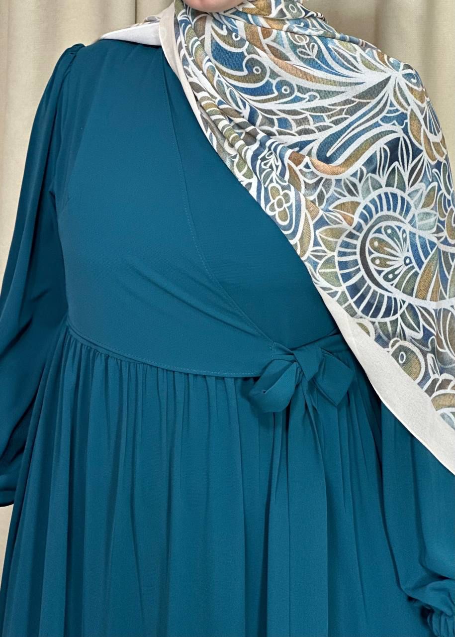 Elegant Crepe Dress With Tie
