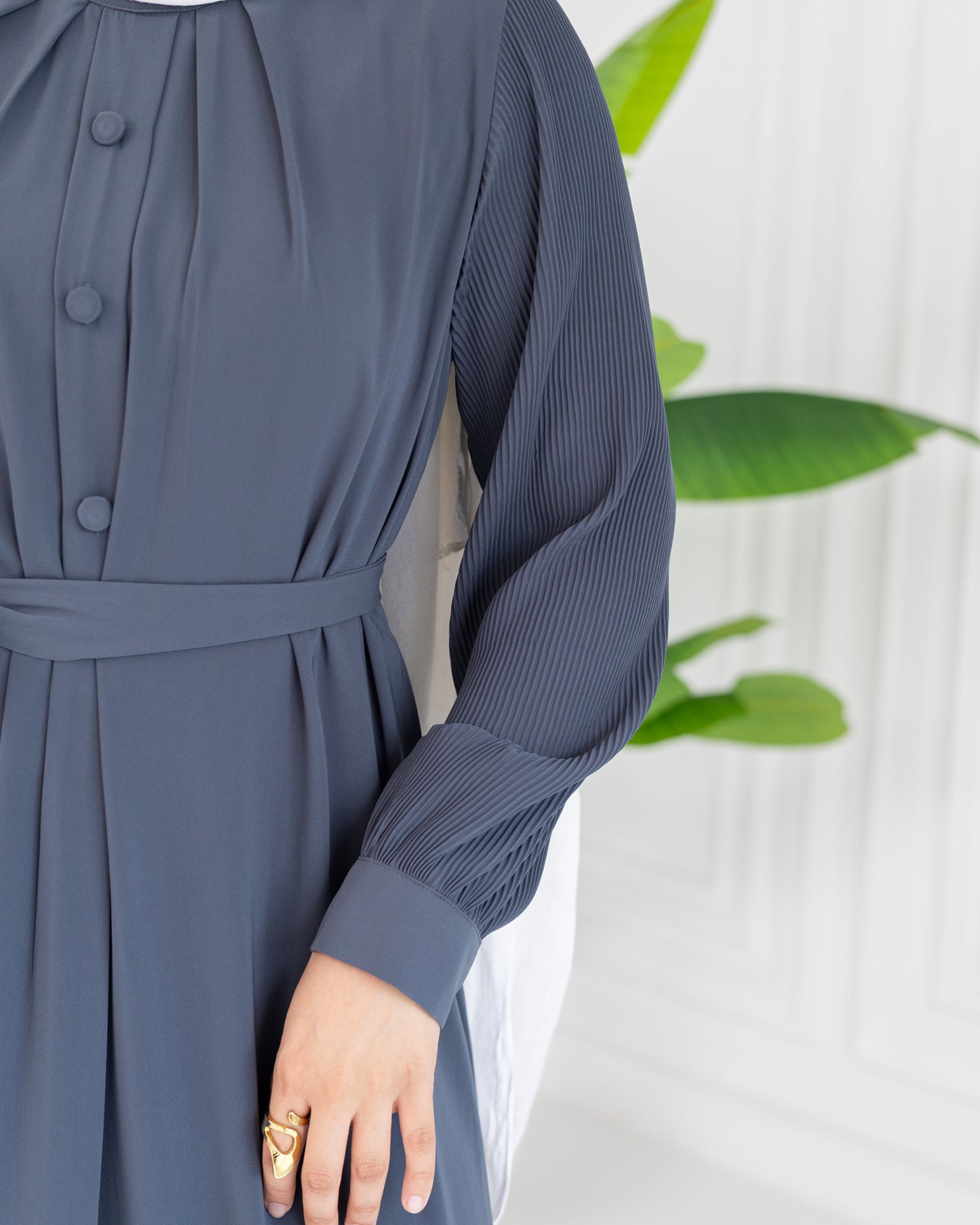 Perla Crepe Dress