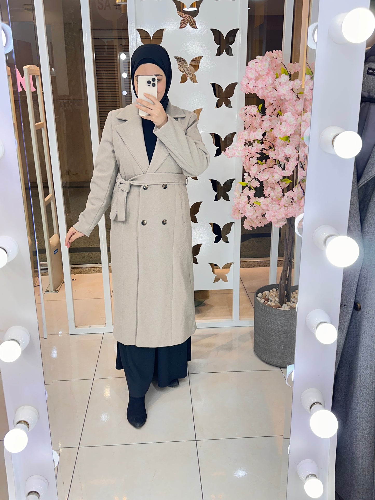 Coat Gogh Button