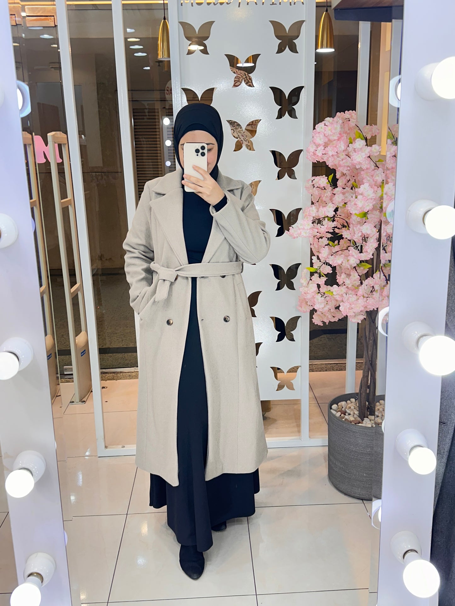 Coat Gogh Button