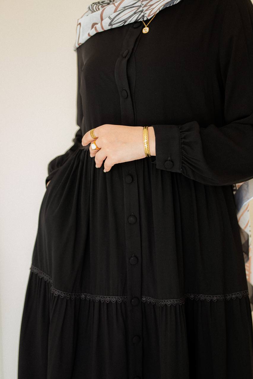 Lama Guipure-Trimmed Crepe Buttoned Dress-Black