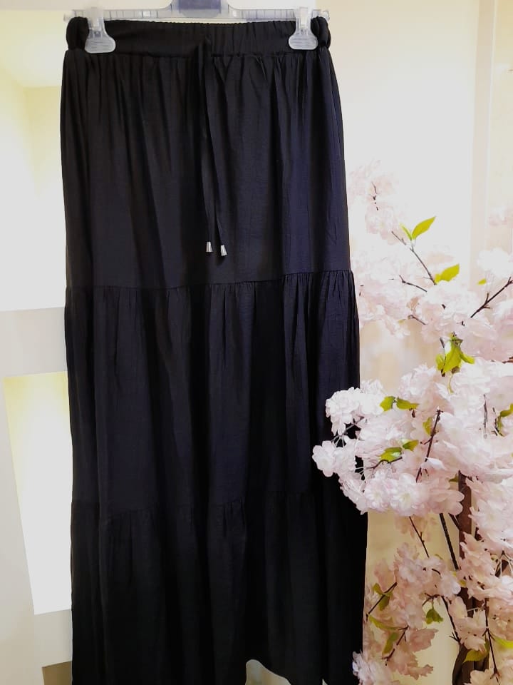 Black Lined Linen Skirt