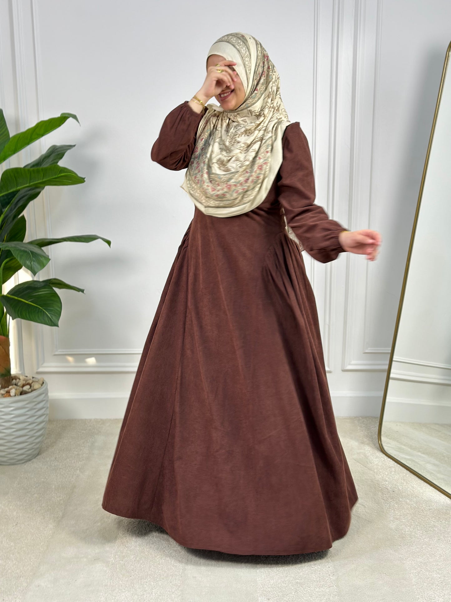 SMA Pleated Velvet A-Line Dress - Brown