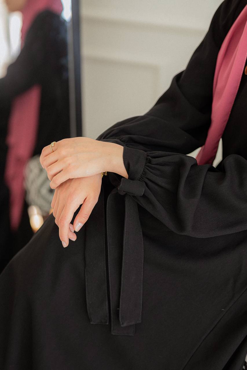 Dareen Crepe Dress-Black