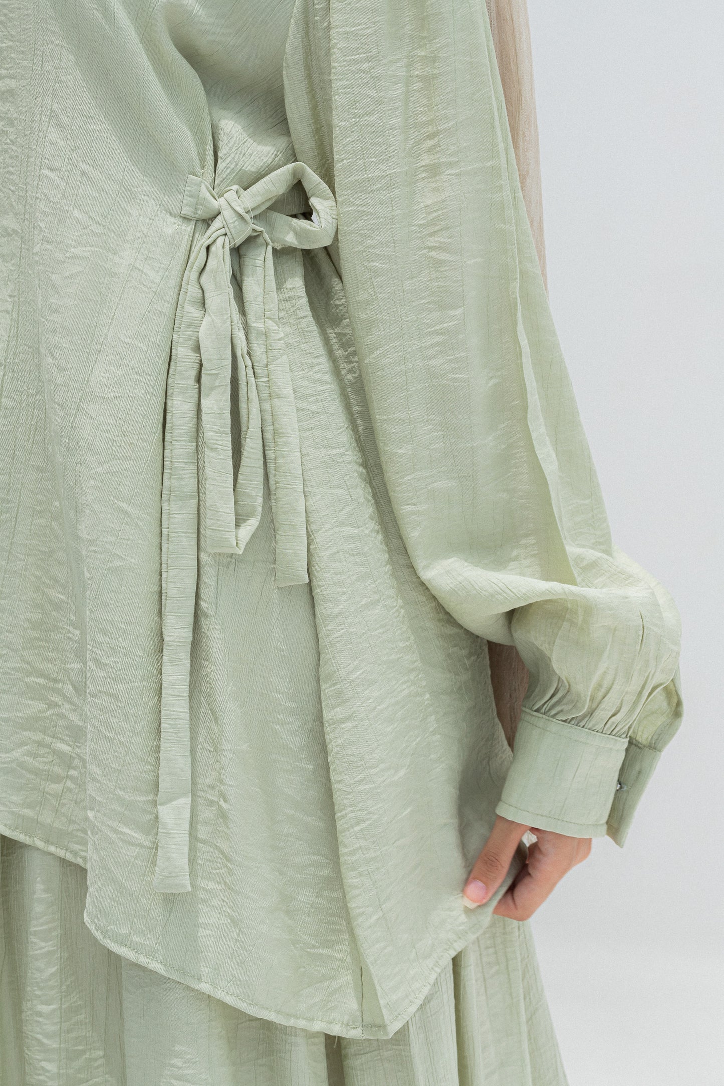 Cila 2-Piece Suit (Blouse & Skirt)