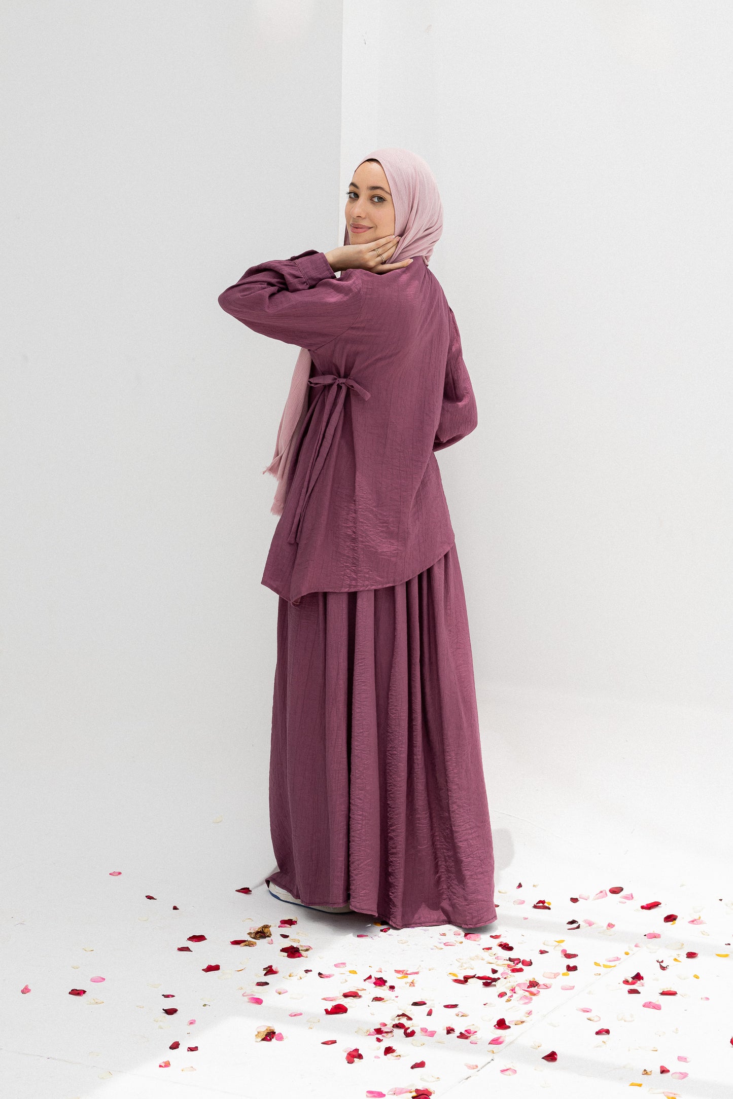 Cila 2-Piece Suit (Blouse & Skirt)