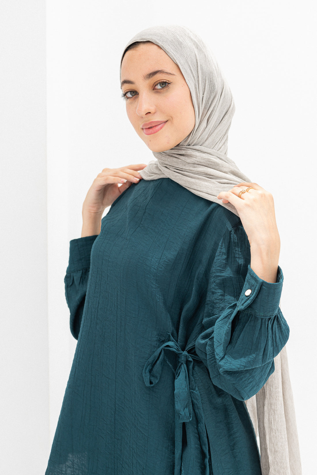 Cila 2-Piece Suit (Blouse & Skirt)-Genzary