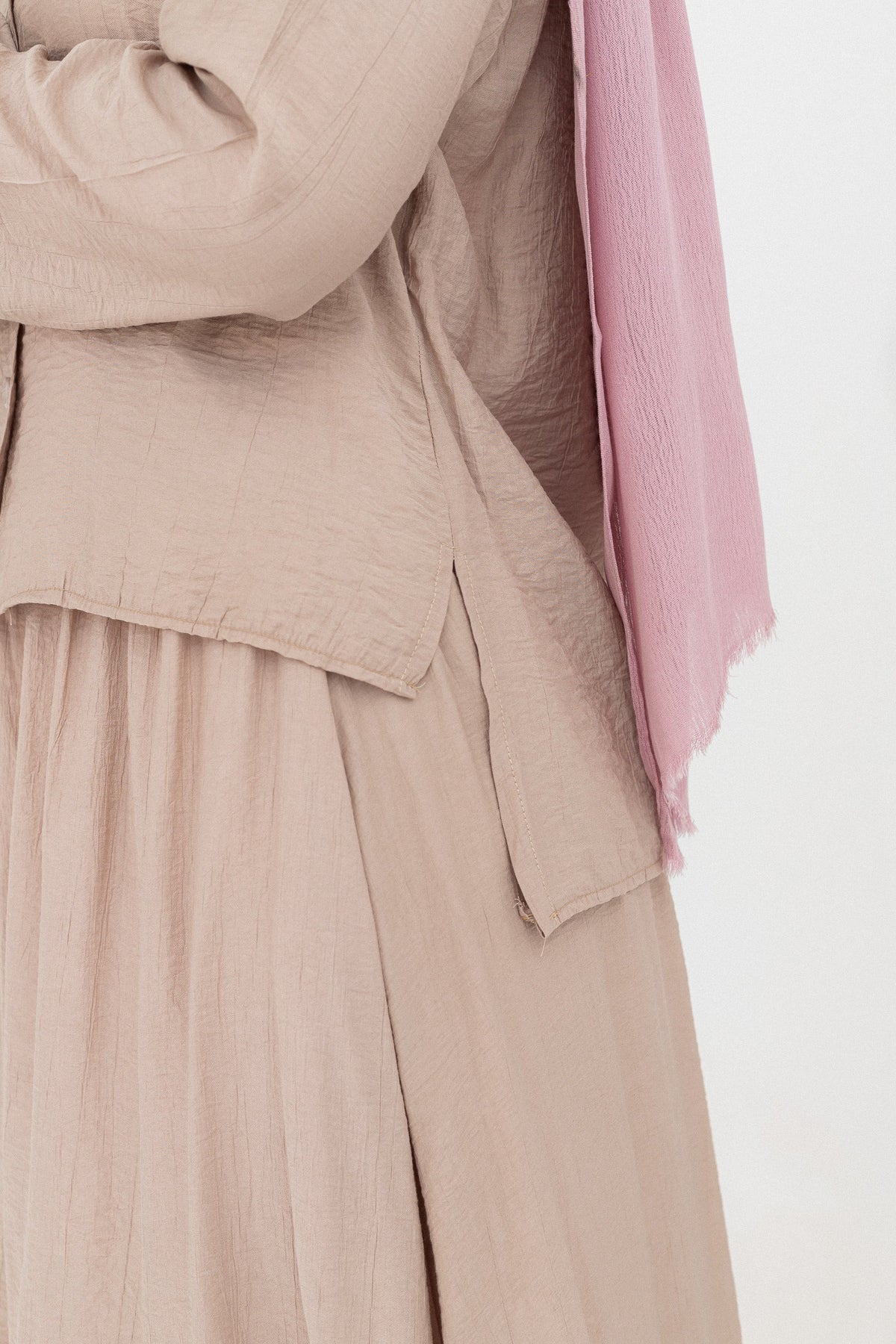 Mira two-piece set Beige – Hijab Elmas